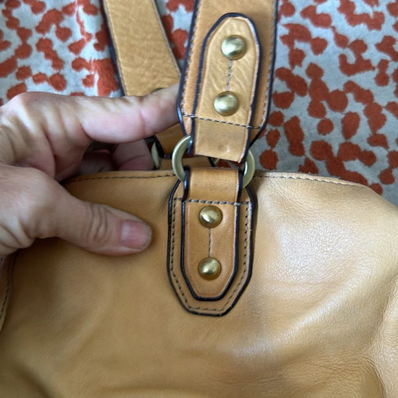 TIGNANELLO Caramel Colored Satchel tote style bag - Picture 4 of 6